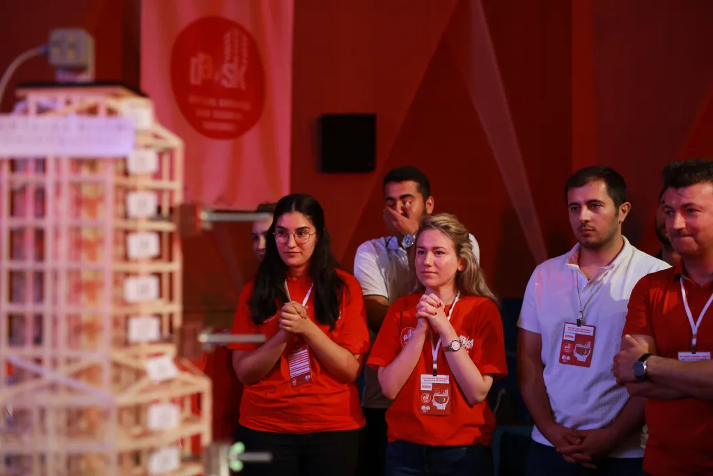 Depreme Dayanıklı Bina Tasarımı Yarışması’nda Final Heyecanı!