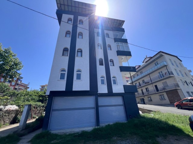 TRABZON ÜNİVERSİTE MAHALLESİ'NDE  3+1 KISMI EŞYALI KİRALIK DAİRE