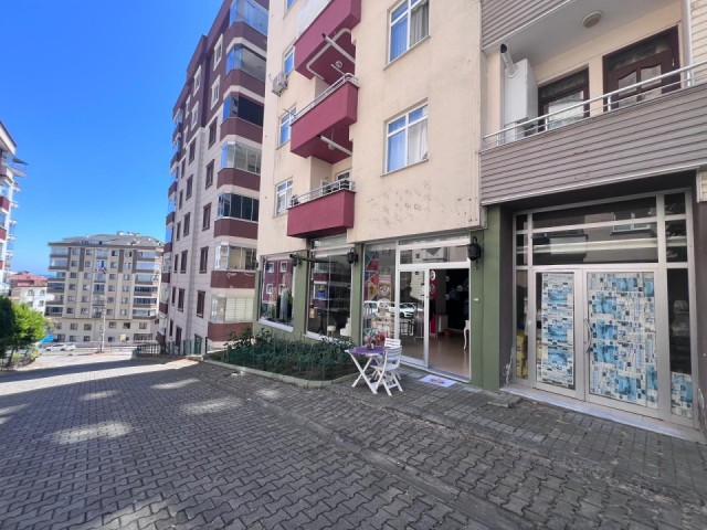 TRABZON AKÇAABAT 90 m² BUTIC STORE FOR RENT ON RENT IN SÖÖÖTLÜ