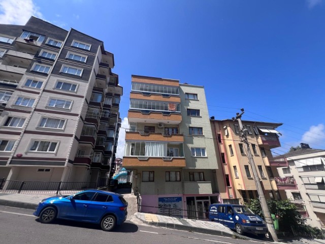TRABZON 2 NOLU BEŞİRLİ MERKEZİ KONUMDA 3+1 KİRALIK DAİRE