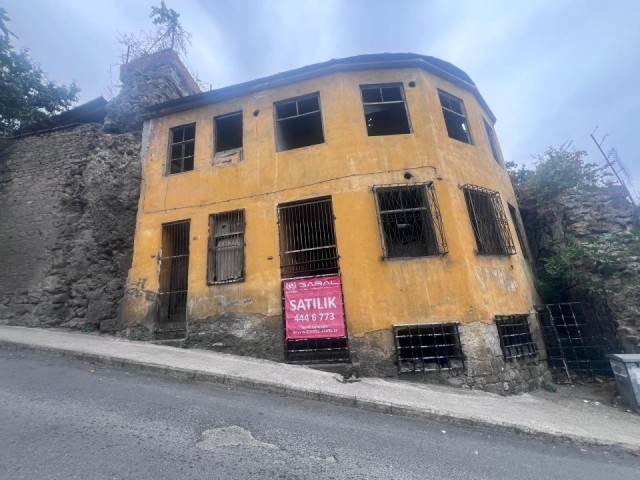 ORTAHİSAR BELEDİYESİ KARŞISI'NDA SATILIK MÜLKLÜ ARSA
