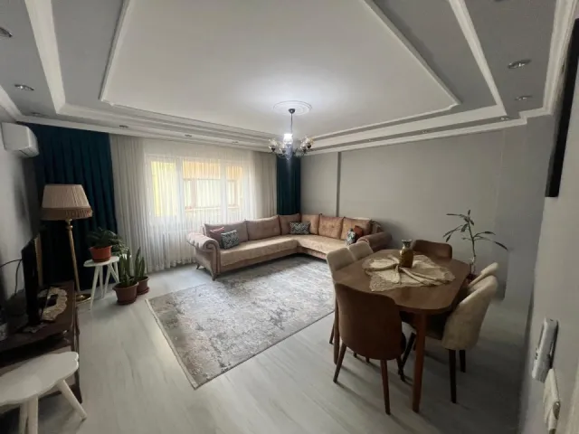 MEYDANDA İÇİ YAPILI ASANSÖRLÜ 3+1 SATILIK DAİRE