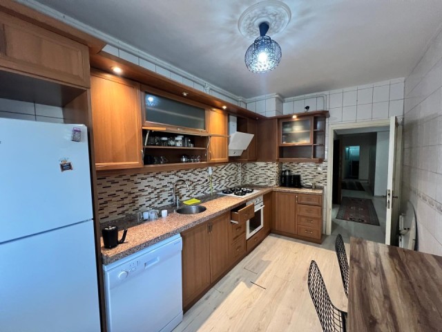 BOZTEPE KEMİK HASTANESİ YOLUNDA 3+1 EŞYALI SATILIK DAİRE