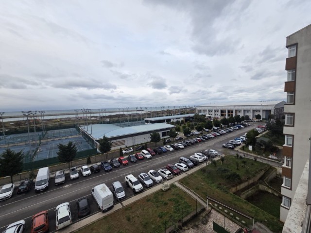 2 NOLU BEŞİRLİ'DE ANA CADDE ÜZERİ DENİZ MANZARALI KİRALIK DAİRE