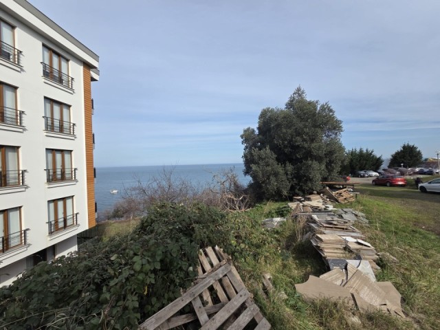 YILDIZLI MERKEZDE FULL DENİZ MANZARALI KONUT+TİCARİ SATILIK ARSA