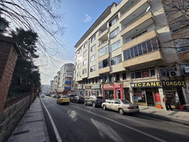 NUMUNE HASTANESİ KARŞISINDA DENİZ MANZARALI 3+1 SATILIK DAİRE